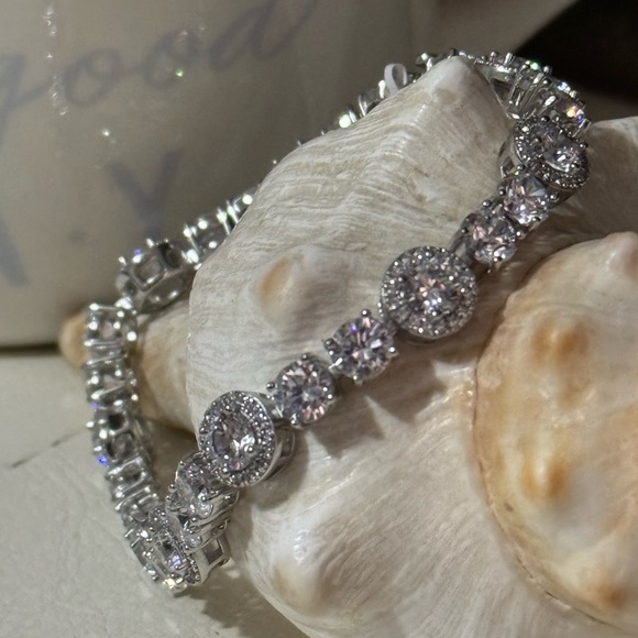 New With Tags/Box CZ Bracelet-7.25 in-Sterling Silver-15.31 Carat Equivalent- - Picture 11 of 17